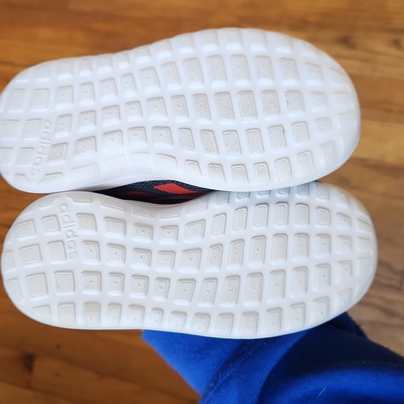 NWOT Adidas Lite Racer Kids/Toddler Slip-on Sneakers Size 6K - Picture 4 of 9